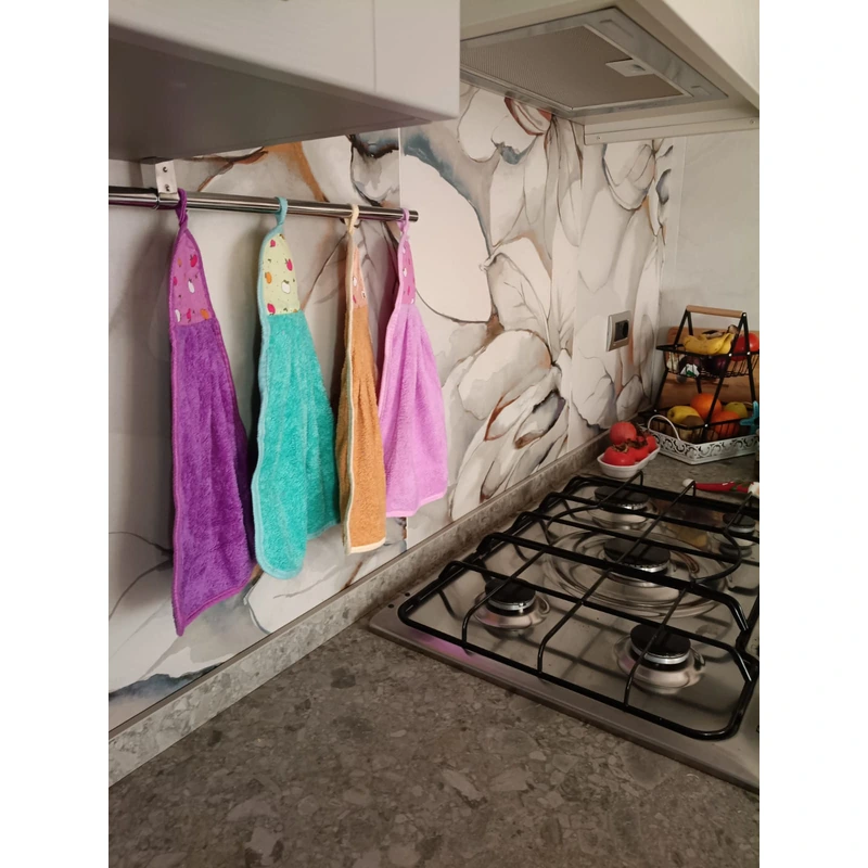 Set 4 Asciugamani da cucina morbidi ed assorbenti in vari colori 26 x 40 con occhiello in pile corallo - immagine 2