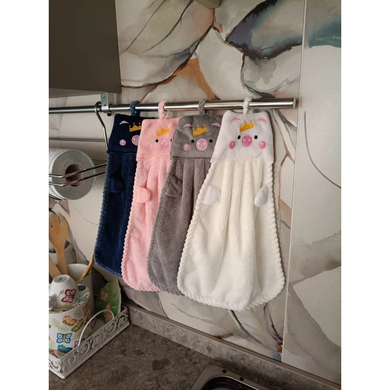 Set 4 Asciugamani a forma di maialino con occhiello in pile corallo per bagno o cucina in diversi colori - immagine 8