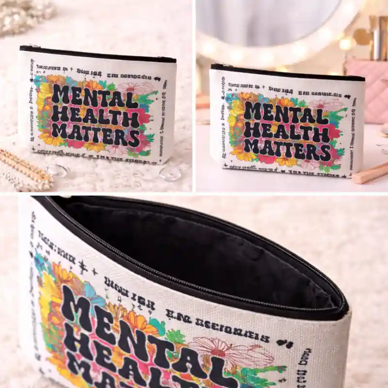 Pochette Mental Health Matters Bianca | Beauty Case con Messaggio Positivo | La salute mentale è importante - immagine 2